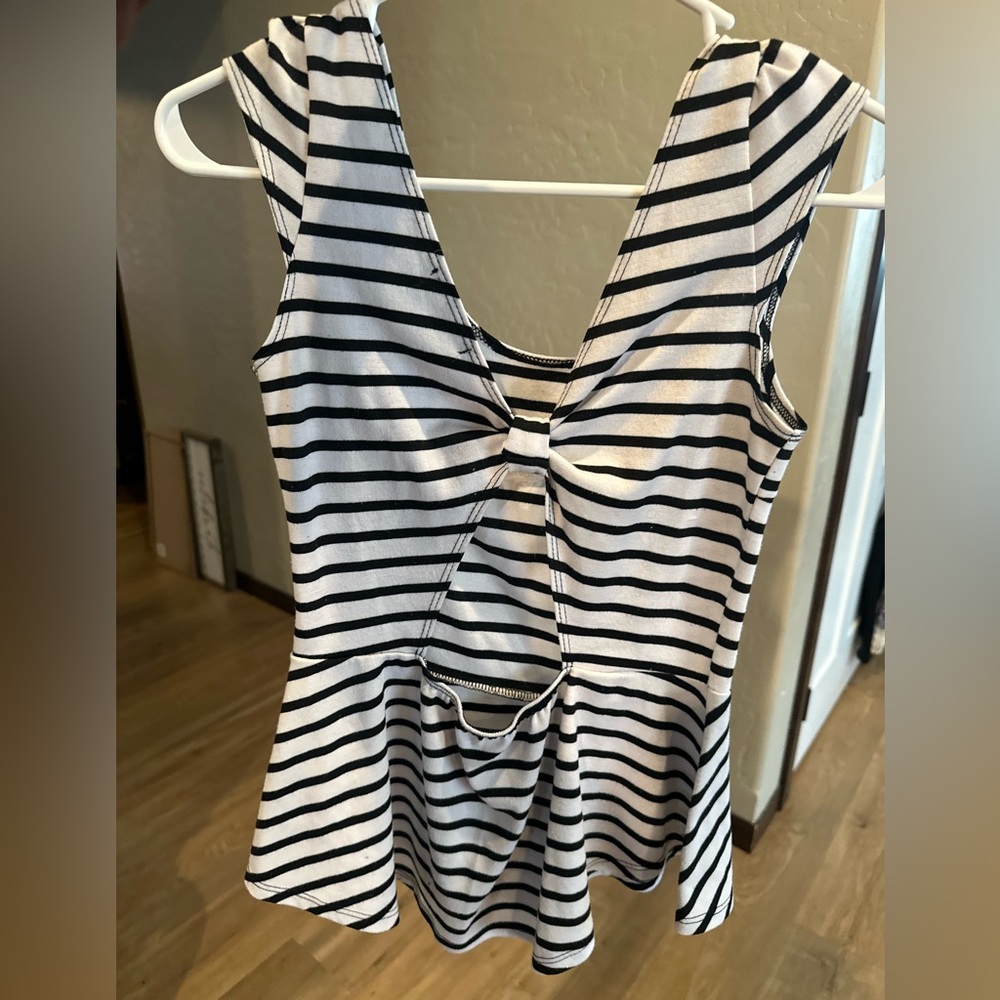 Oboe oboe oboe black and white striped peplum top Small